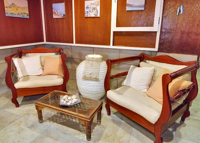 米斯特拉里酒店 2* 利瓦迪奥